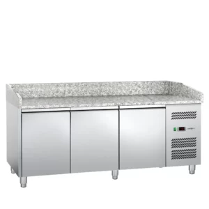 Rozsiahly chladiaci stôl na pizzu s žulovou doskou - 2,0 x 0,8 m, 3 dvierka