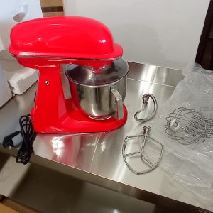 Použitý kuchynský robot – mixér s objemom 7 litrov – červený