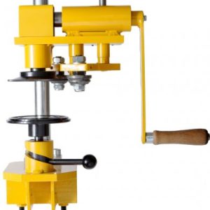 Polautomat na uzatváranie plechoviek, model AZK01