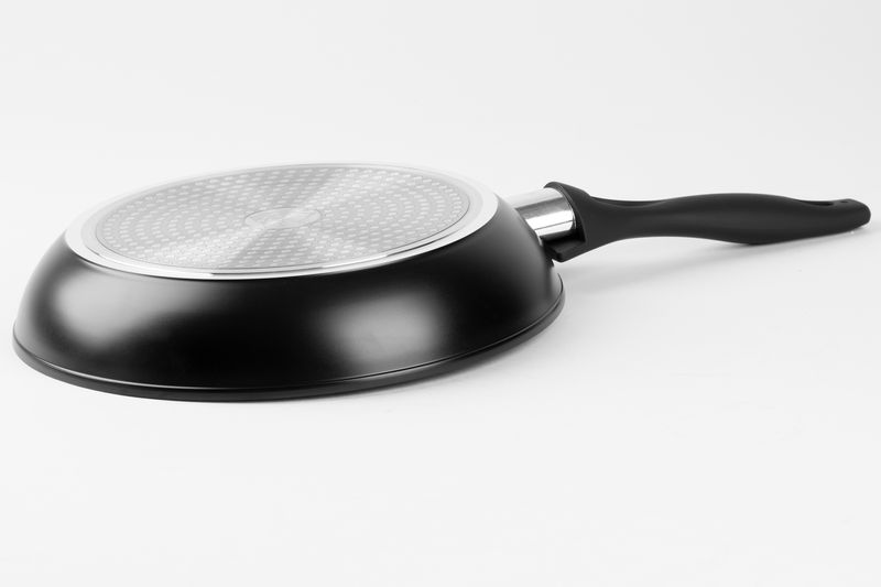 Hliníková panvica – MagicHome Black Line, 24 cm – Obrázok 3
