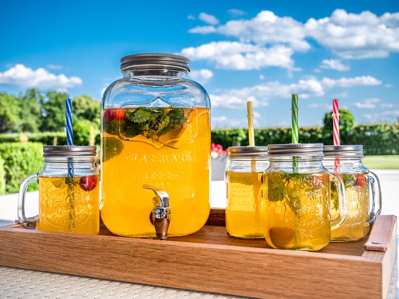 Sklenený džbán na vodu s kohútikom – MagicHome, 5000 ml – Obrázok 2