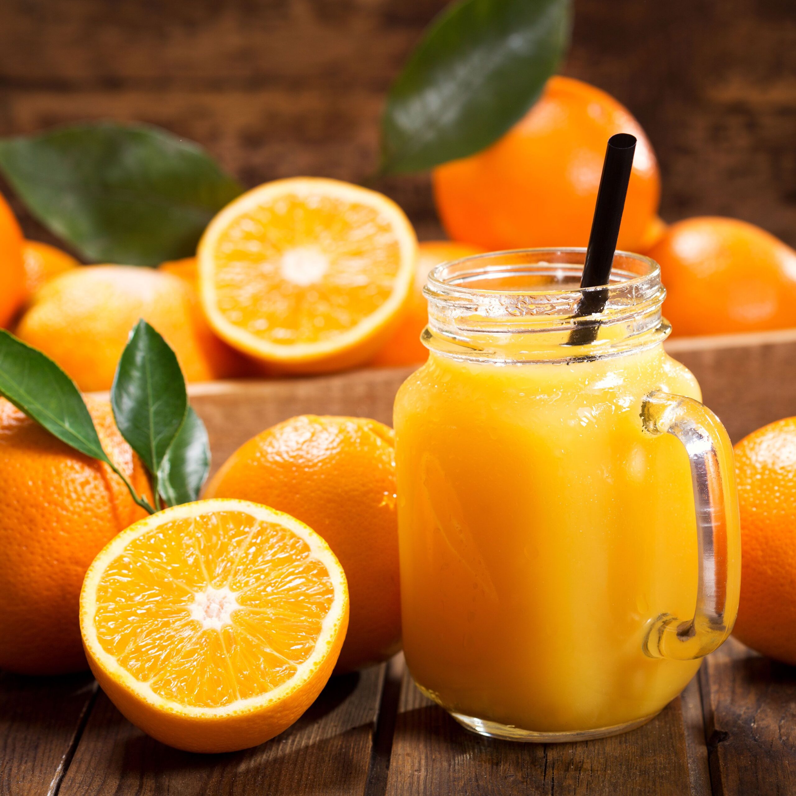 Kompaktný ručný lis na citrusy – pre profesionálne použitie, biely – Obrázok 4