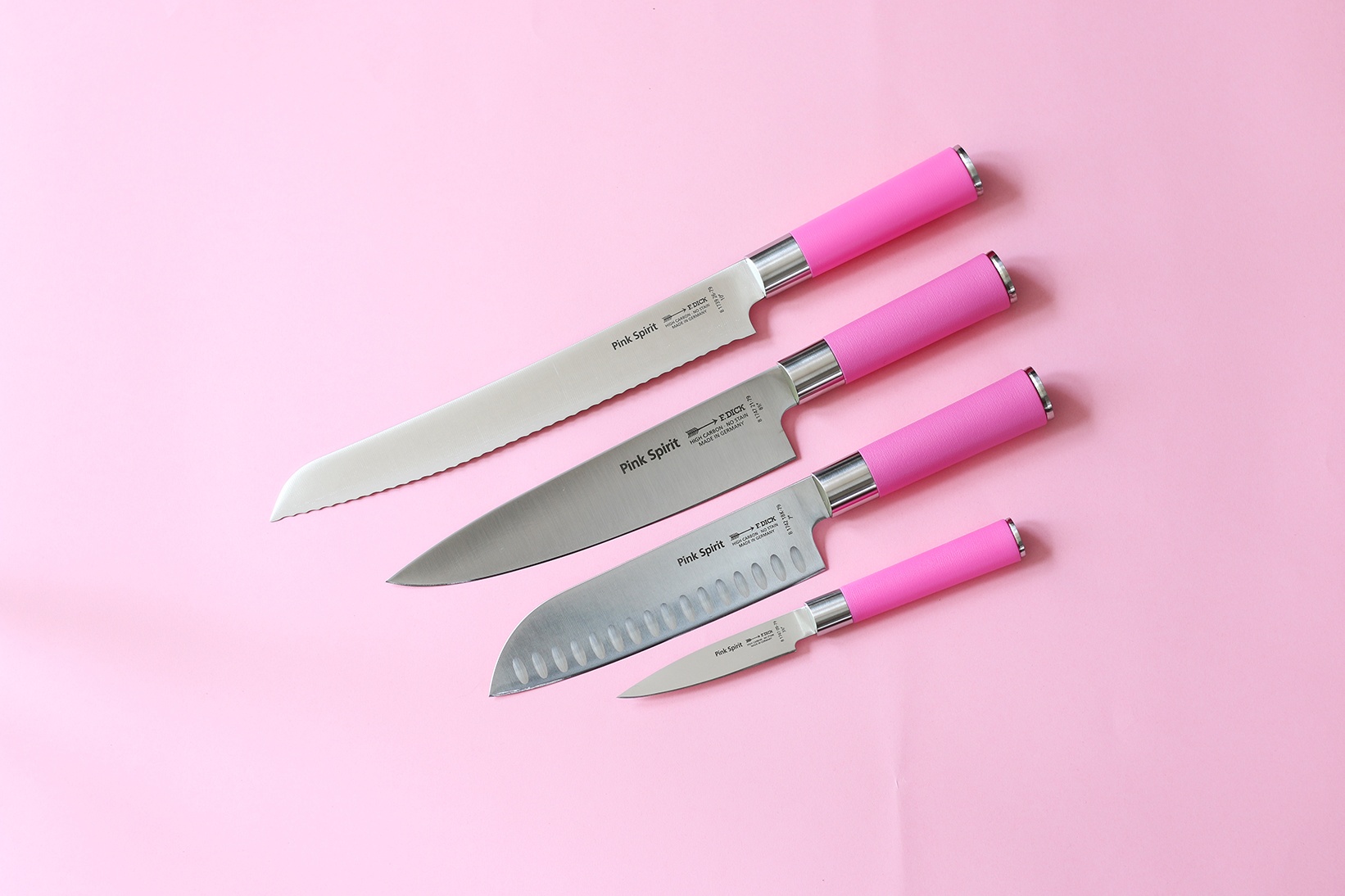 Japonský kovaný kuchársky nôž — Santoku so špeciálnym výbrusom, Dick séria PINK SPIRIT, dĺžka 18 cm – Obrázok 2