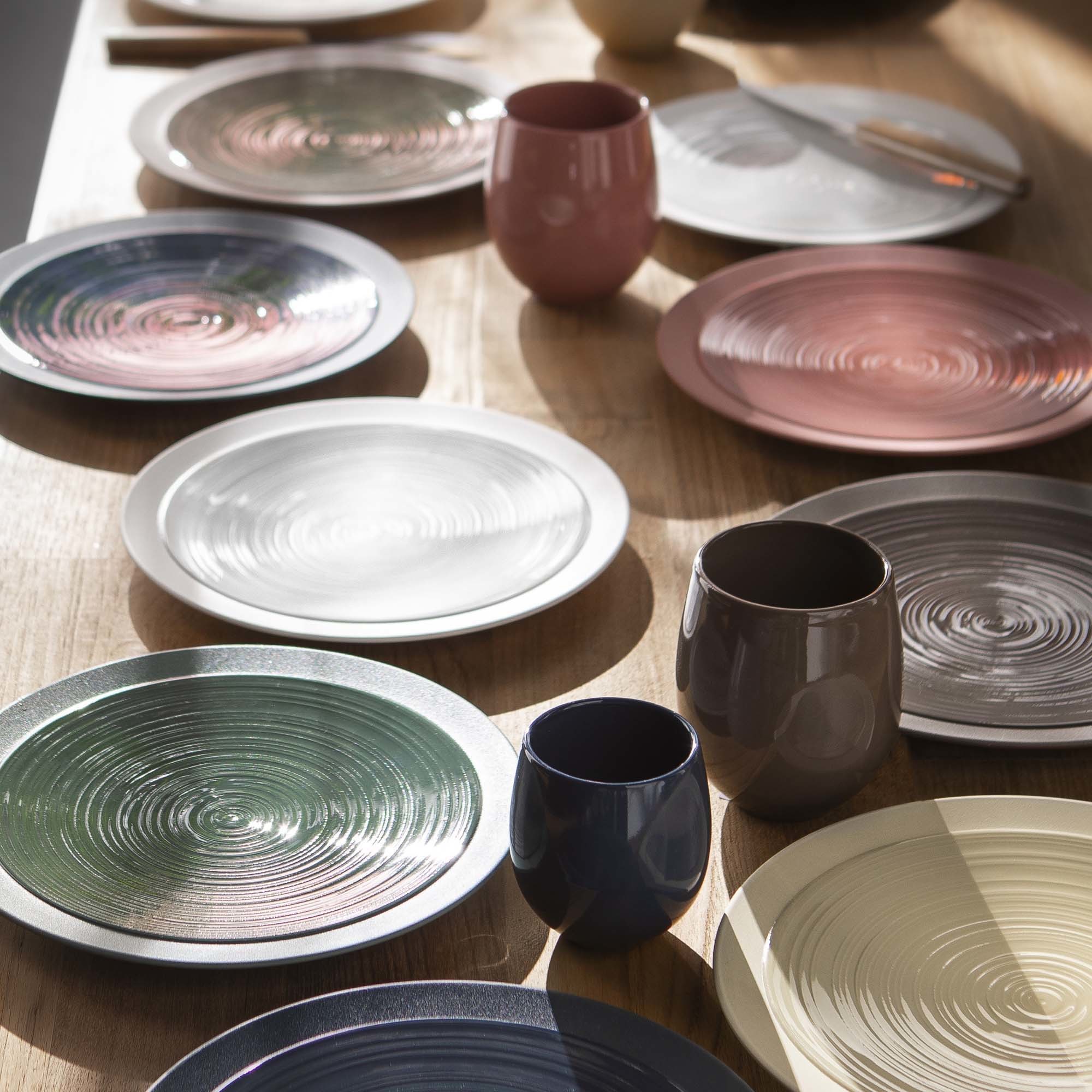 Porcelánový jedálenský tanier plytký Bahia Bleu de Roche, 230 mm, 1 ks – Obrázok 5