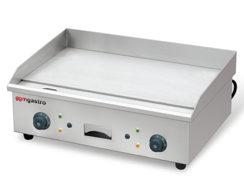 Výkonná elektrická grilovacia platňa s hladkým povrchom, 720 x 410 mm